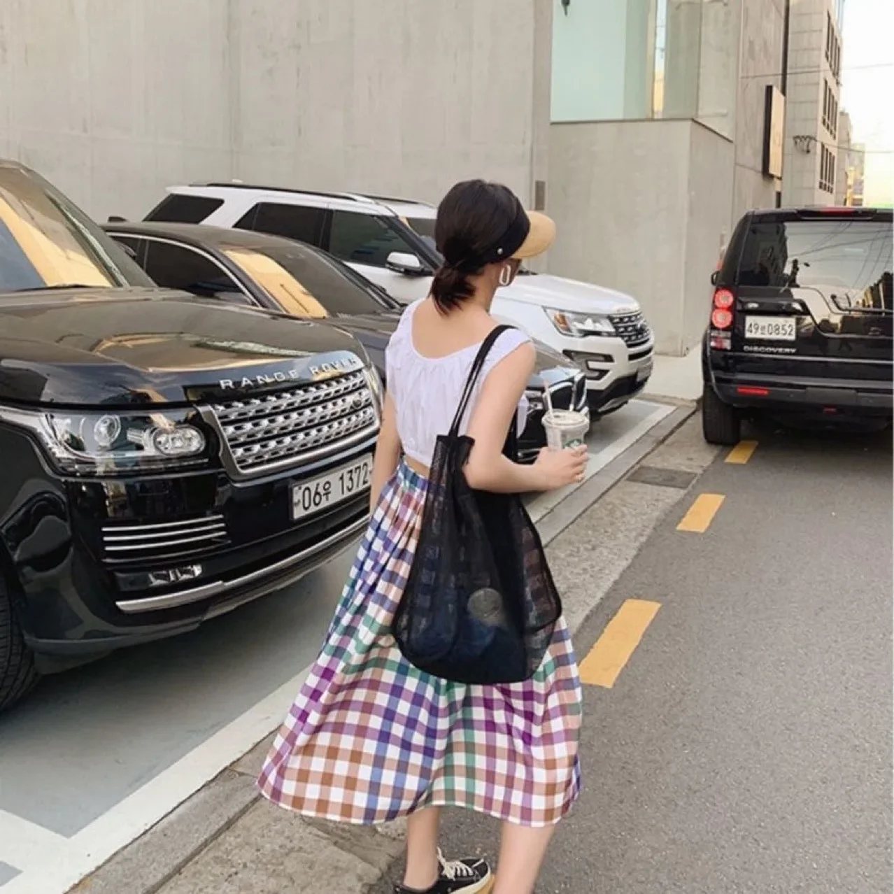 New 2022 Ins Wind Transparent Mesh Single Shoulder Bag Fashionable Lightweight All-match Shopping Bag Women's Beach Net Bag