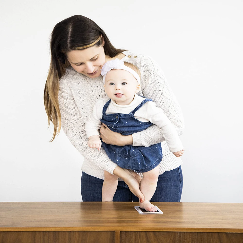 طقم وسادة حبر بصمة قدم الطفل، 3 مقاسات متاحة (S/M/L)، حبر غير سام وقابل للغسل، مثالي لاستحمام الطفل وحفظ الذاكرة #6