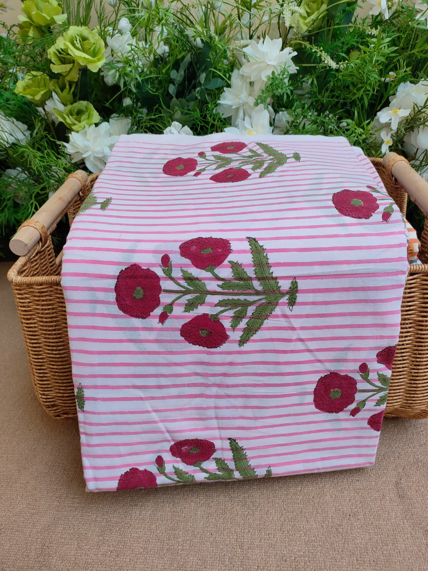 

Индийская хлопковая ткань с ручной блочной печатью, 100% хлопок, легкая, для DIY, домашнего декора, полосатая, с розовым цветочным принтом