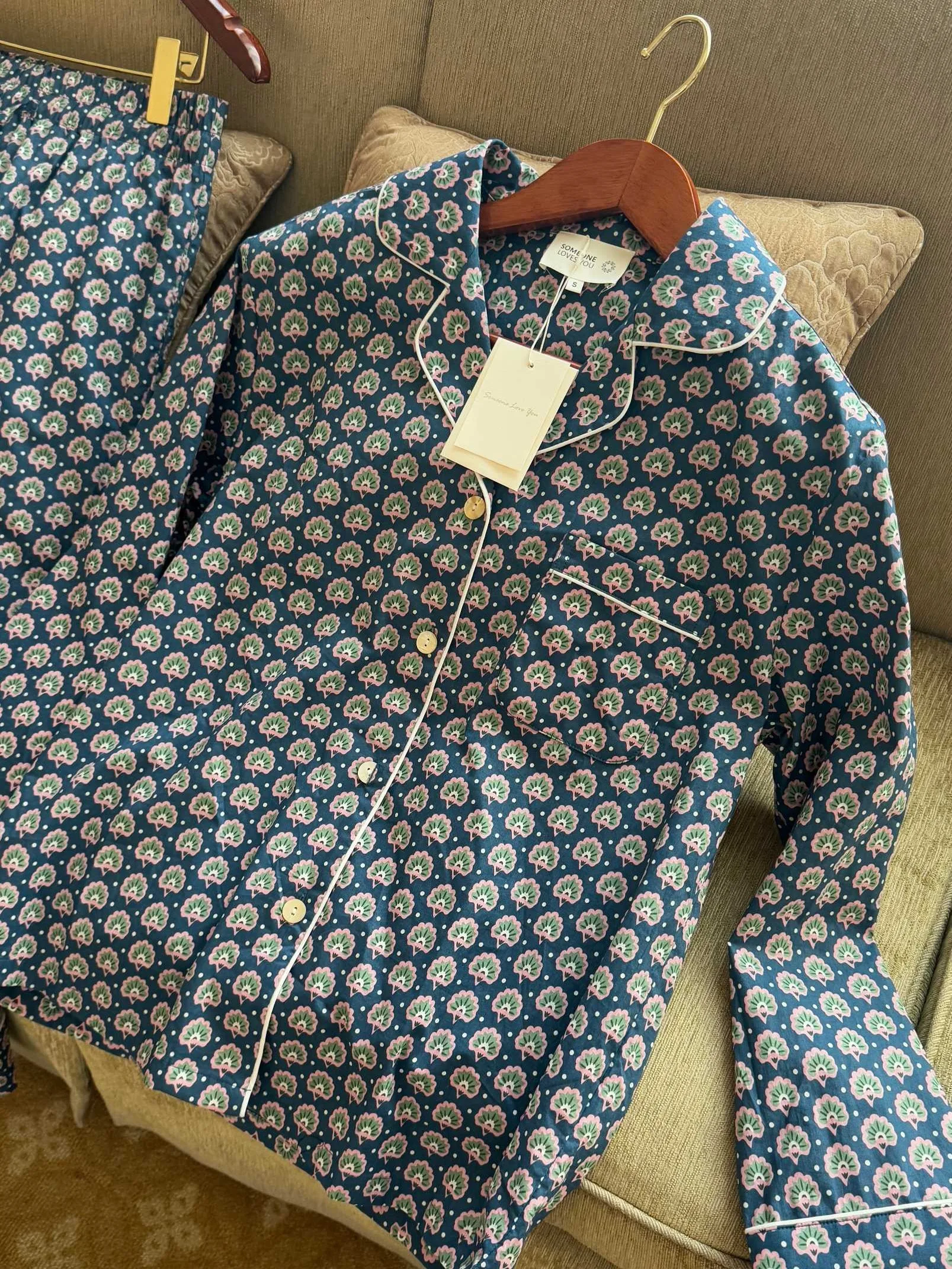 light-blue-cotton-pajamas-set-with-peaco-feather-print-long-sve-long-pants-home-clothes-soft-cotton-spwear