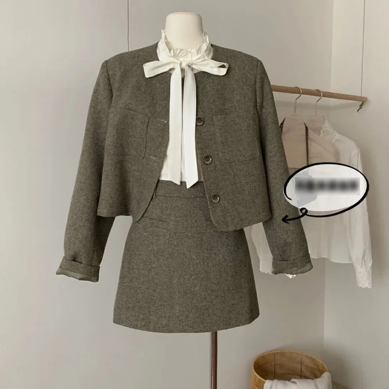 

Women's Tweed Jacket Skirts Suit 2023 Autumn O-neck Long Sleeve Button Coat Elegant 2 Piece Set Women Sheath Mini Skirt Outfits