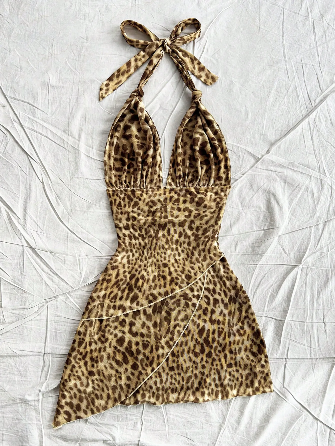 Minivestido com estampa de leopardo, gola halter, franzido, em camadas, para verão, praia e festival