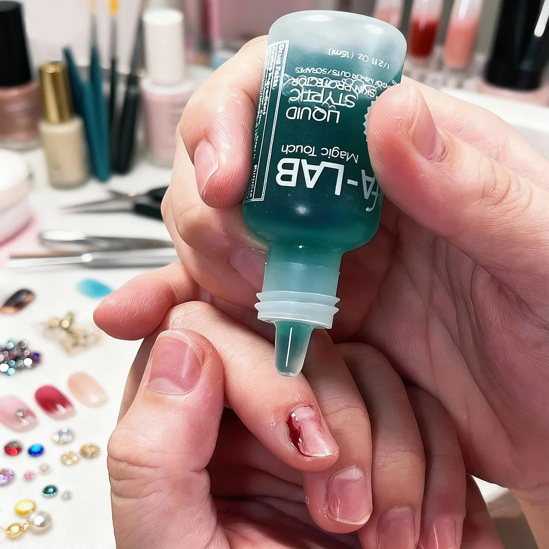 عامل مرقئ خاص للأظافر، تعقيم سريع، السلامة والصحة للتقليم