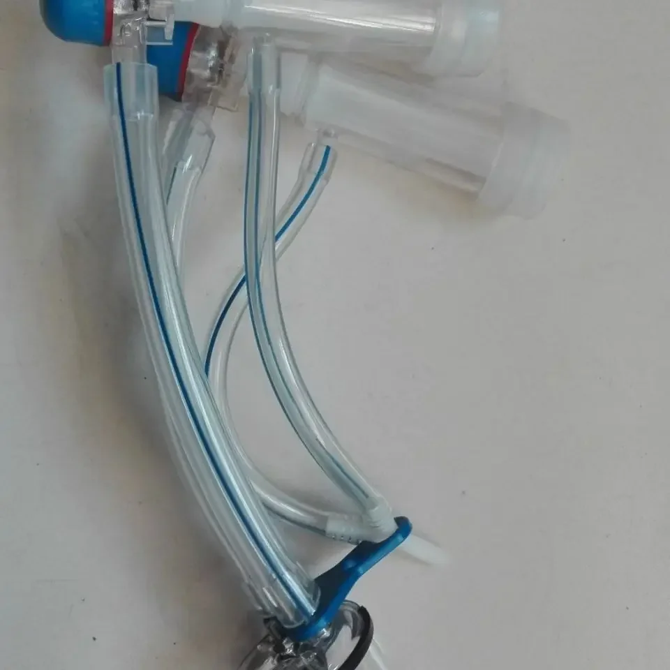 

Набор доильных чашек для доельного аппарата для доения овец с вакуумным насосом