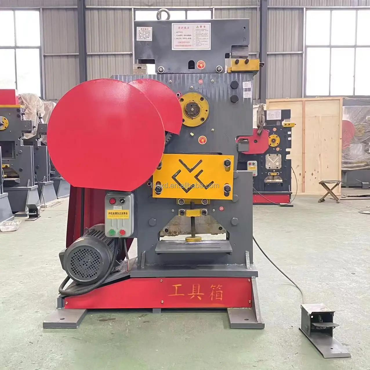 Industrial Multifunctional Punching and Shearing Machine, Punching Machine, Electric Channel Steel Cutting Machine