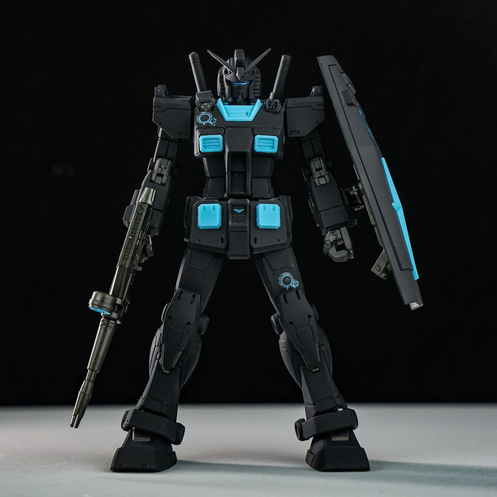 XINGDONG نموذج RX-78-2 النيون الأزرق عمل الشكل 1/144 مقياس الجمعية روبوت أطقم منمذجة لعبة بلاستيكية تحصيل هدية