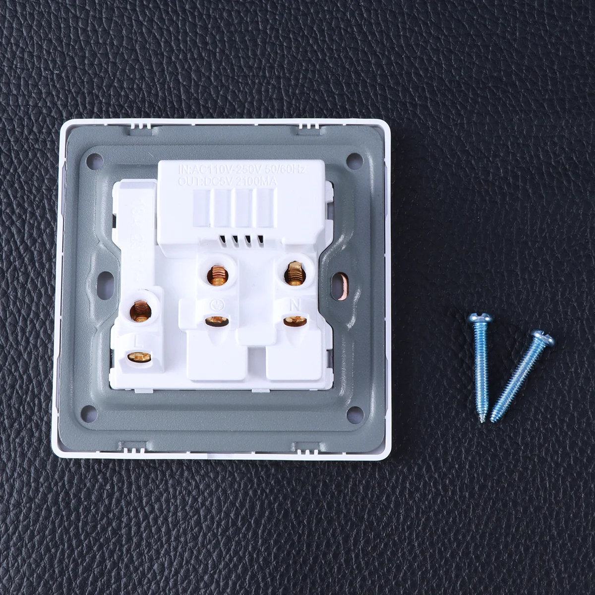 مقبس حائط USB مزدوج عالمي 2A، 3 دبابيس، مخرج إمداد الطاقة للهواتف المحمولة والأجهزة اللوحية والكاميرا الرقمية Mp3 باللون الأبيض #2