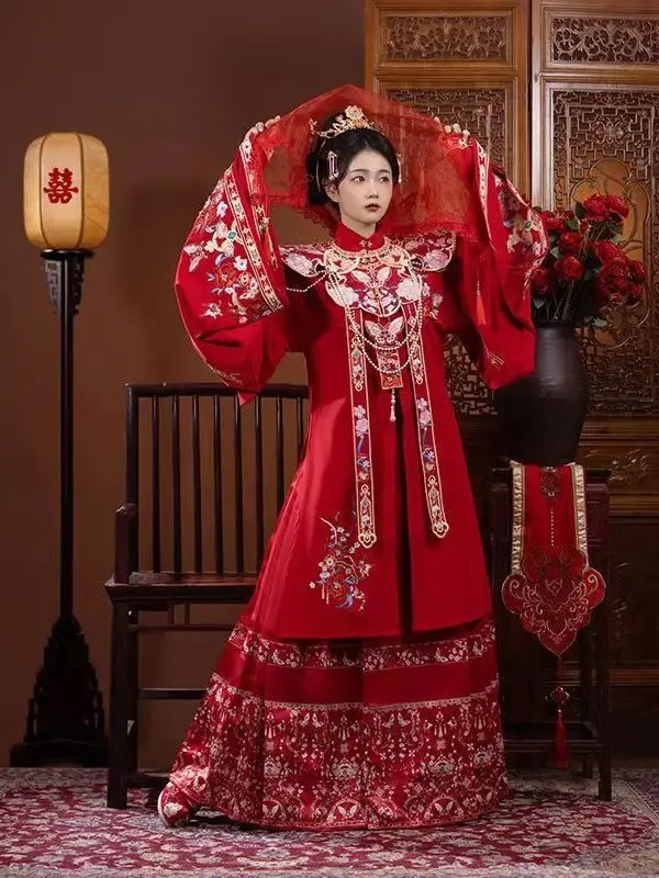 Chinese Style Cosplay Costume Heavy Industry Embroidery Ming Dynasty Wedding Dress Horse Face Skirt Hanfu Suit