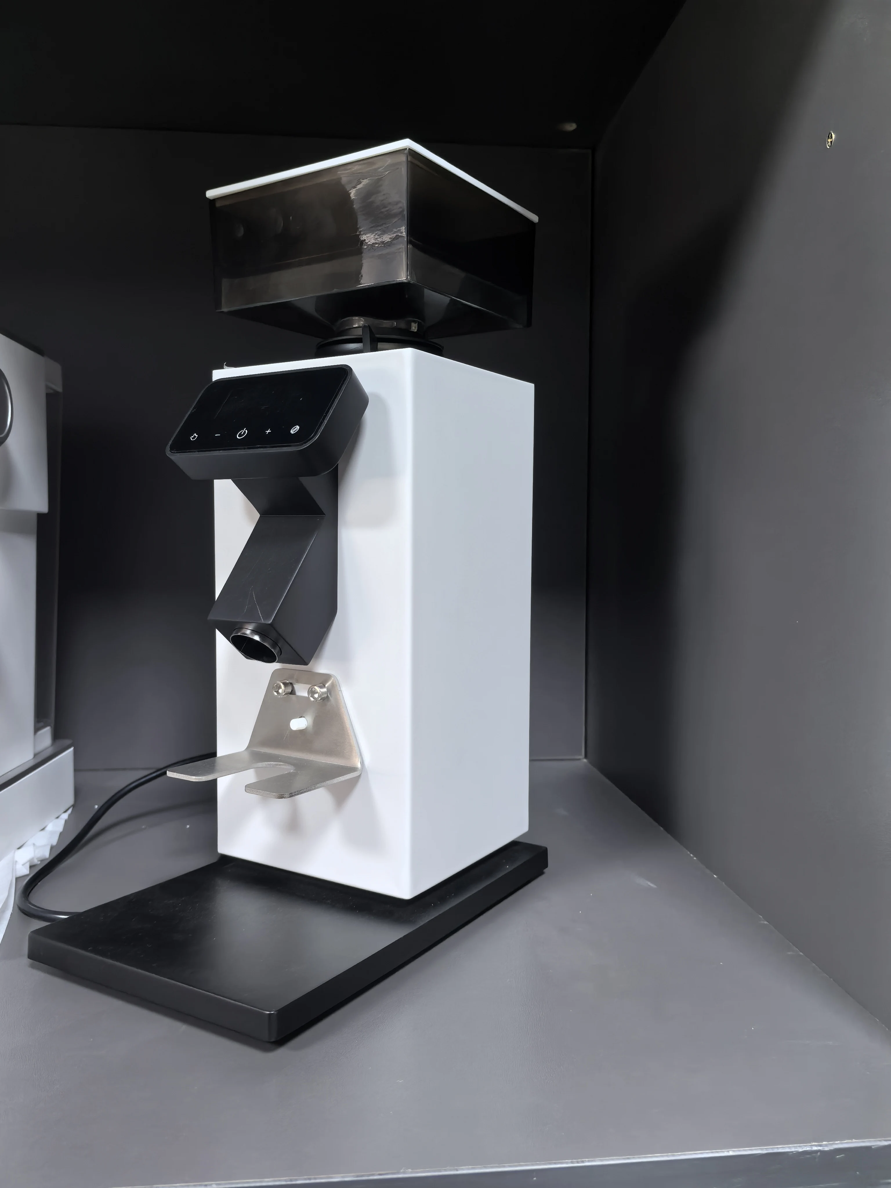 64mm SU420 Flar Burr Coffee Grinder 1-30gear Grinding Time Adjustable Meet the Cafe and Household Making Espresso Cappuccino 3