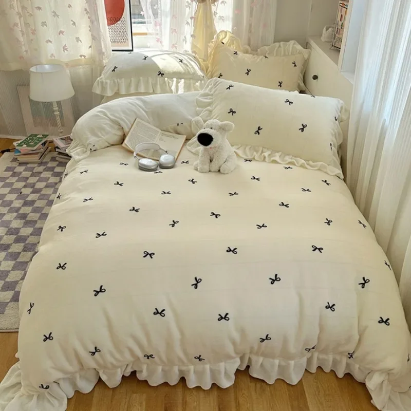 

2024 new class A Korean version bow lace milk fleece four-piece set coral fleece winter thickened bedding