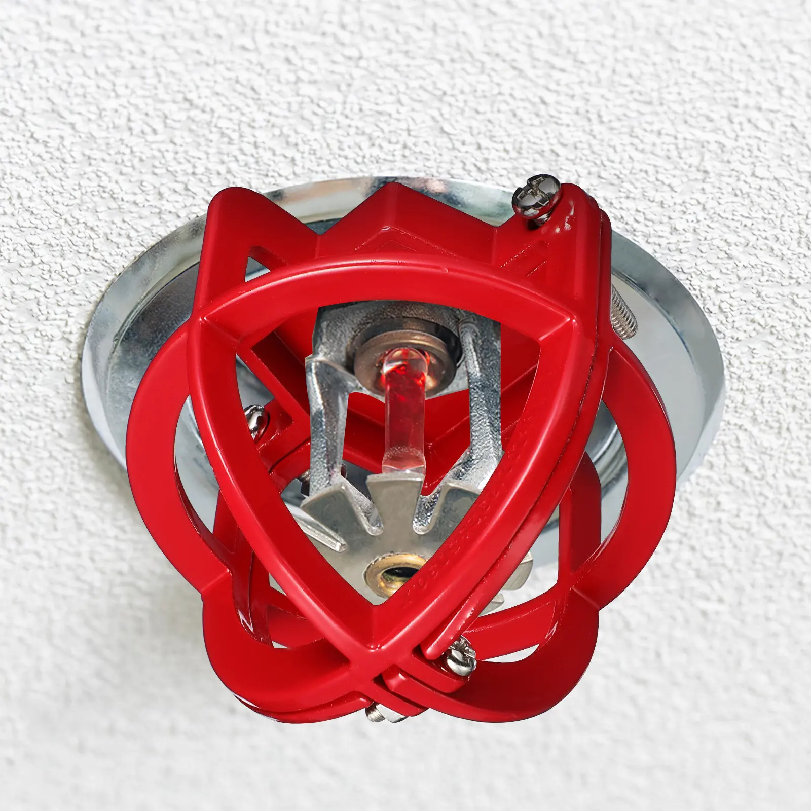 

Защитный металлический кожух для пожарных спринклерных головок: простая установка, обслуживание, защита от повреждений