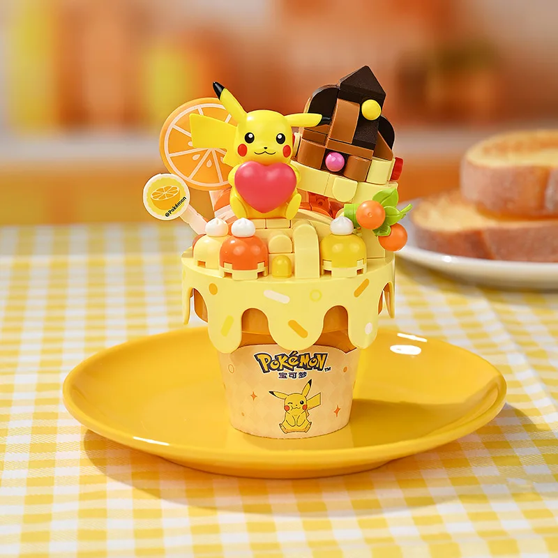 Keeppley śliczne Pokemon lody w rożku klocki Jigglypuff Squirtle Pikachu Charmander Eevee Model cegły zabawki dla dziecka prezent