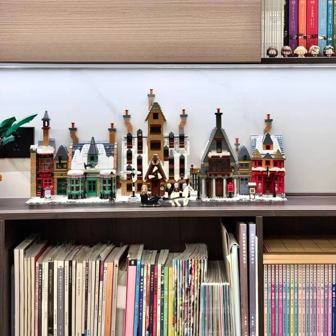 MOC 3228PCS Snowy Medieval Town Street View Building Blocks,  European Old Village Architecture Bricks Set with Mini Figures