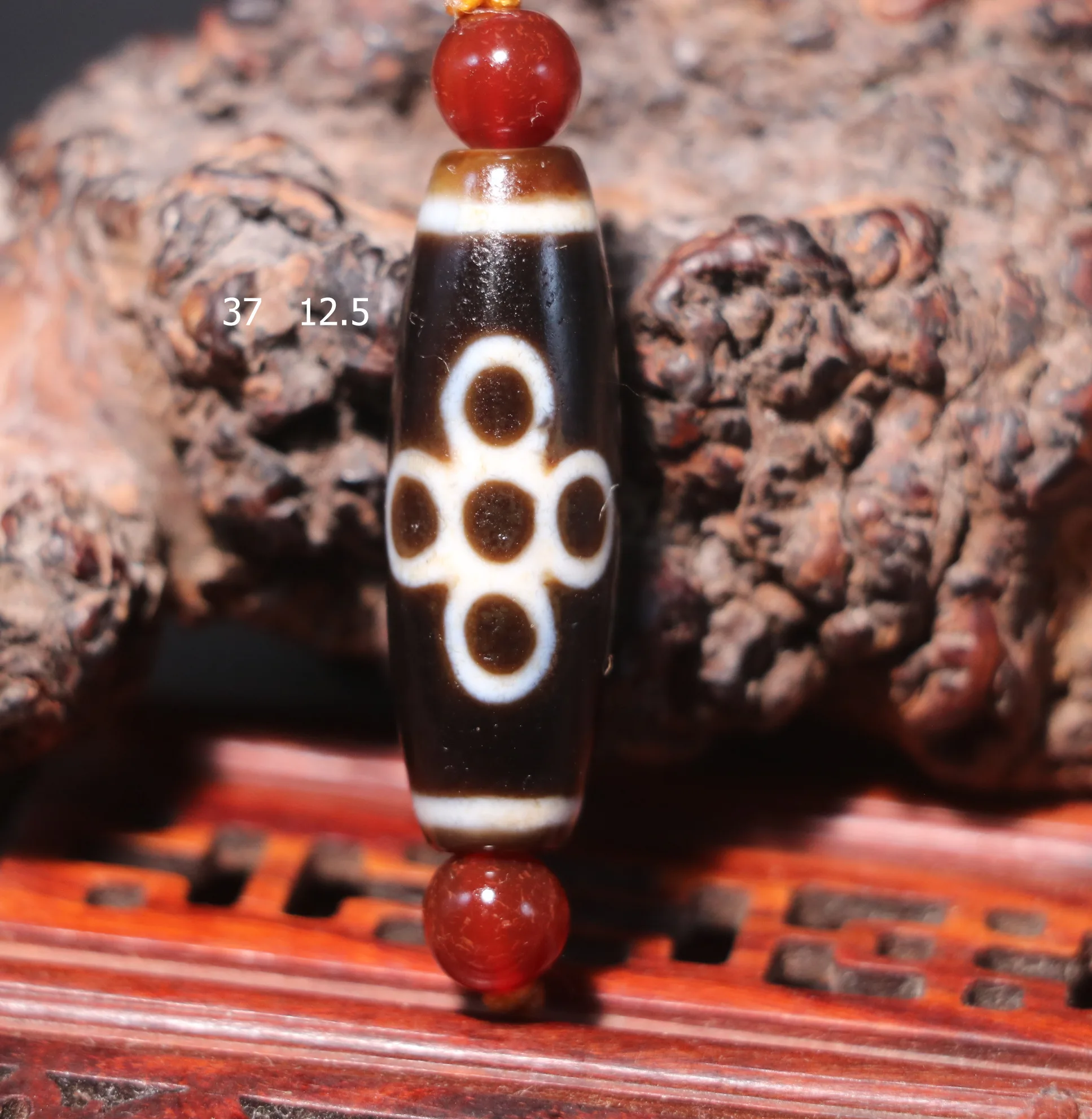 

A Magic Power Energy Tibetan Old Agate 5 Eyed Lightening Wave dZi Bead Amulet Fit For Bracelet Talisman Treasure Timestown Top