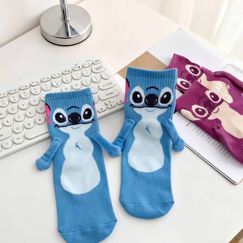 غرزة المغناطيس اليد في اليد جورب الكرتون متعة الموضة لينة مريحة الإبداعية الكبار الأطفال عيد الميلاد تخزين لعبة هدية