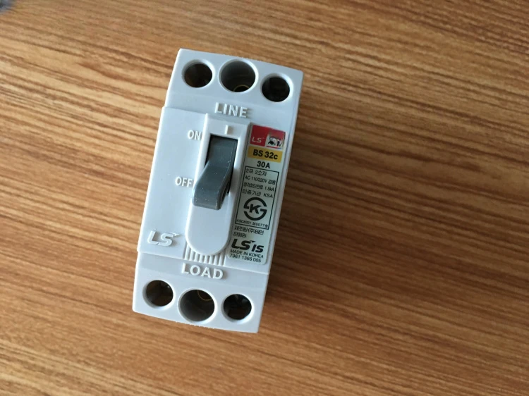 

BS32C 10A spot Korean LS original BS32C 30A