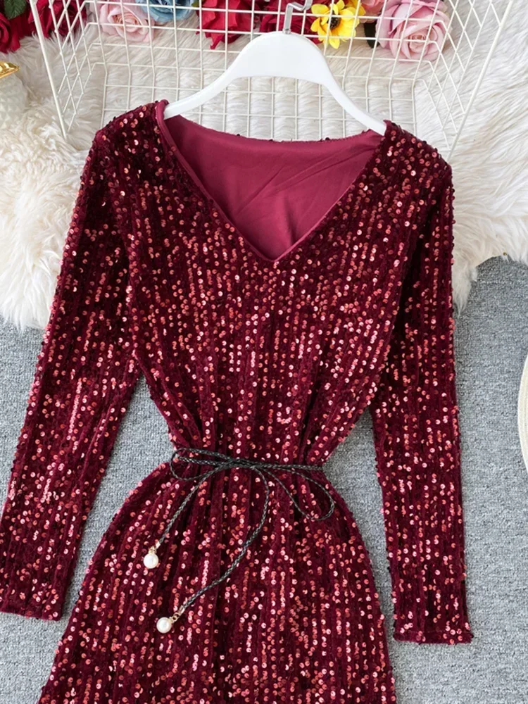Women's Long-sleeved Party Dress New Sequin Temperament Banquet Host Elegant V-neck Waist Lacing Sexy Dress ML454