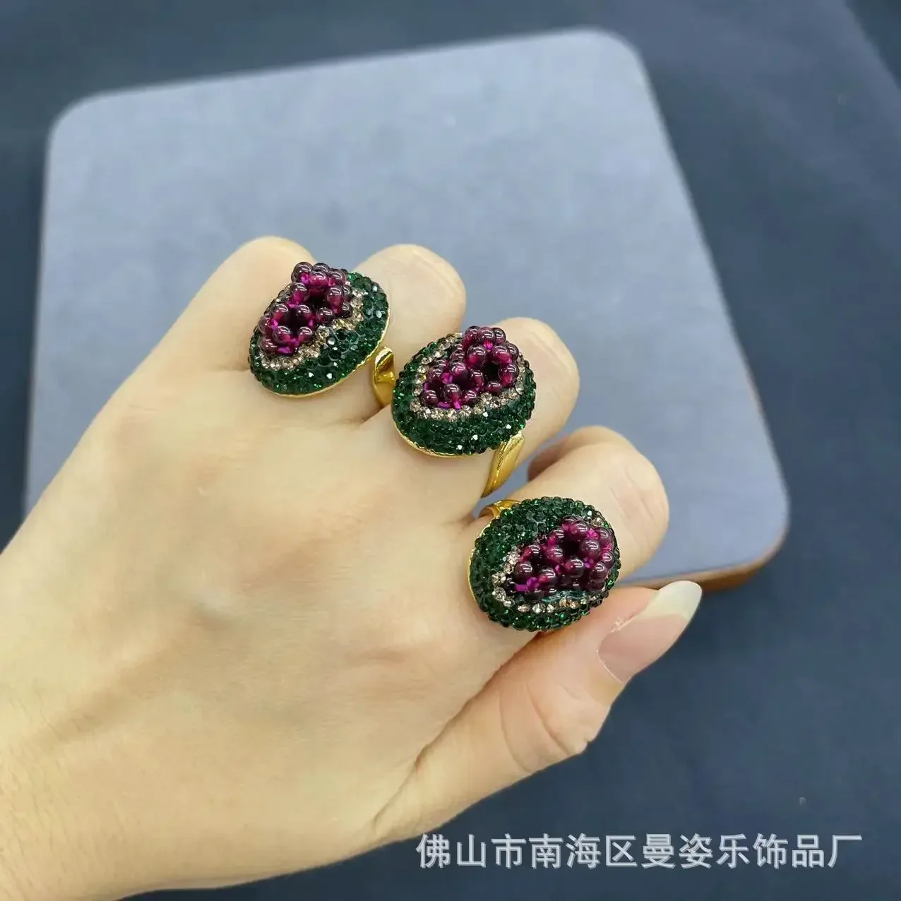 Original jewelry Natural garnet grape shape clay inlaid ring Douyin hot-selling French personalized jewelry