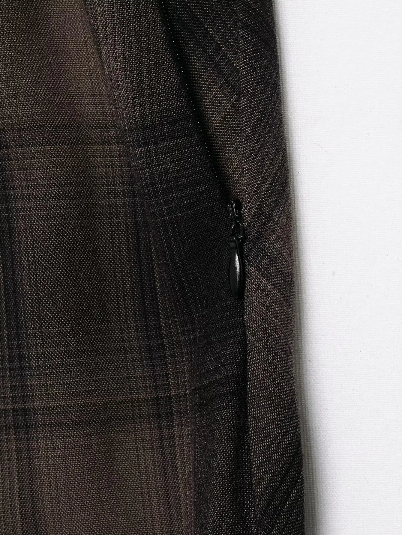 กระโปรงลายสก๊อตยาวปานกลางแฟชั่นปี 2025 กระโปรงลายสก๊อตสุดหรู กระโปรงลายสก๊อตยาวปานกลาง