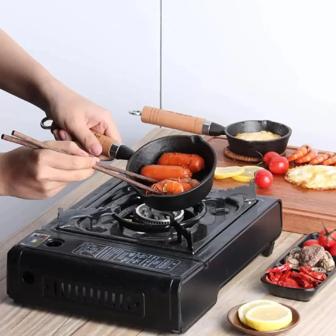 

WANGYUANJI 4.3"Melting Pot Cast Iron Sauce Pan, Cast Iron Cookware, Melting Pot Perfect for Heating milk, Water and oil