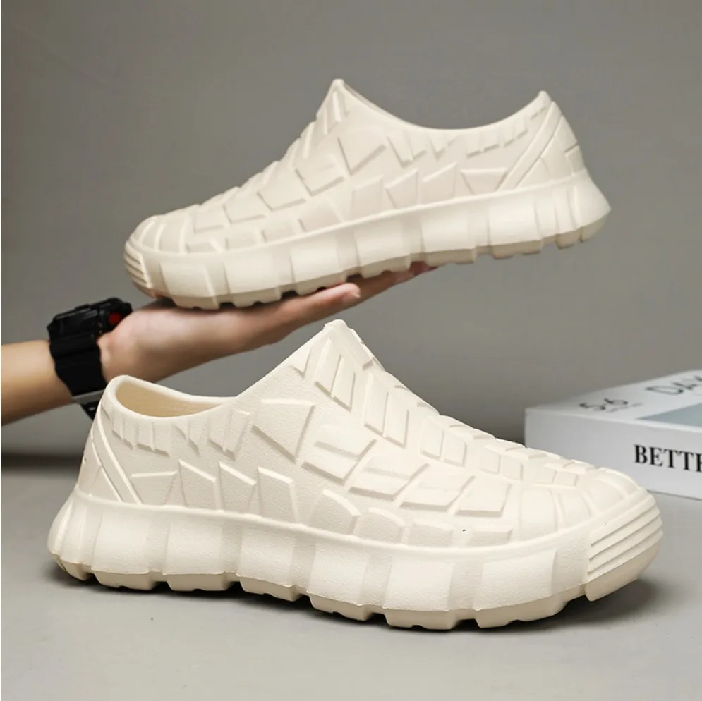

2026 Men Sandals Summer Clogs EVA Garden Slippers Hole Shoes Beach Platform Sandals Couple Indoor House Bathroom Slides
