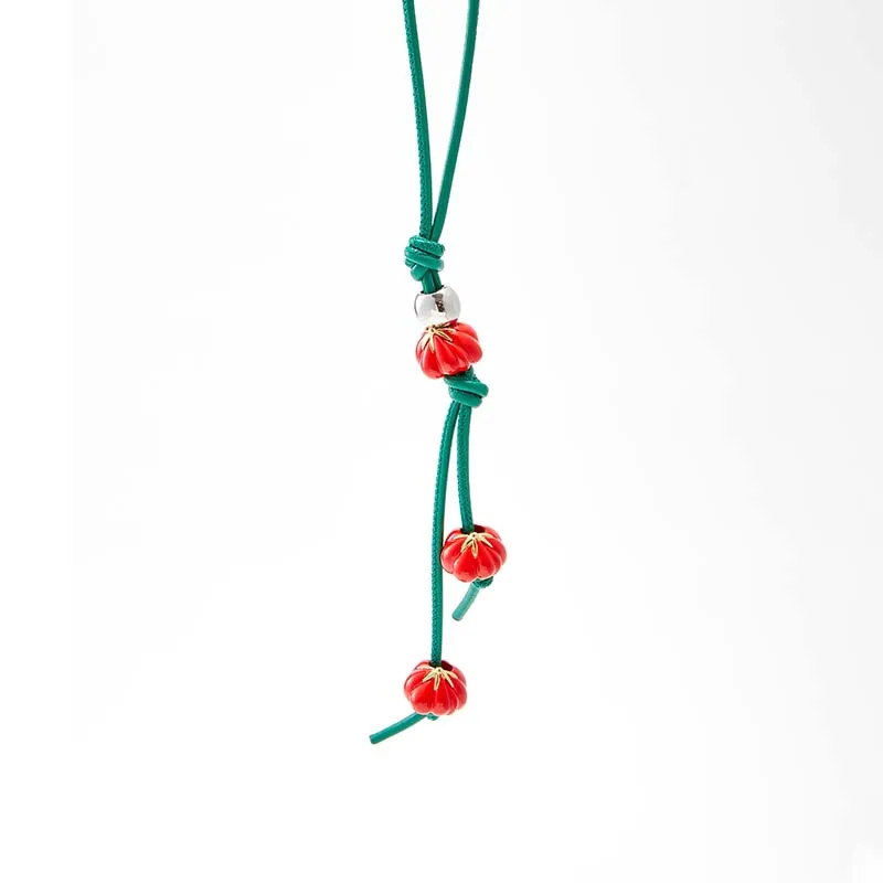 Tomato shaped enamel dice charm fashion high-end keychain decoration pendant bag decoration accessories