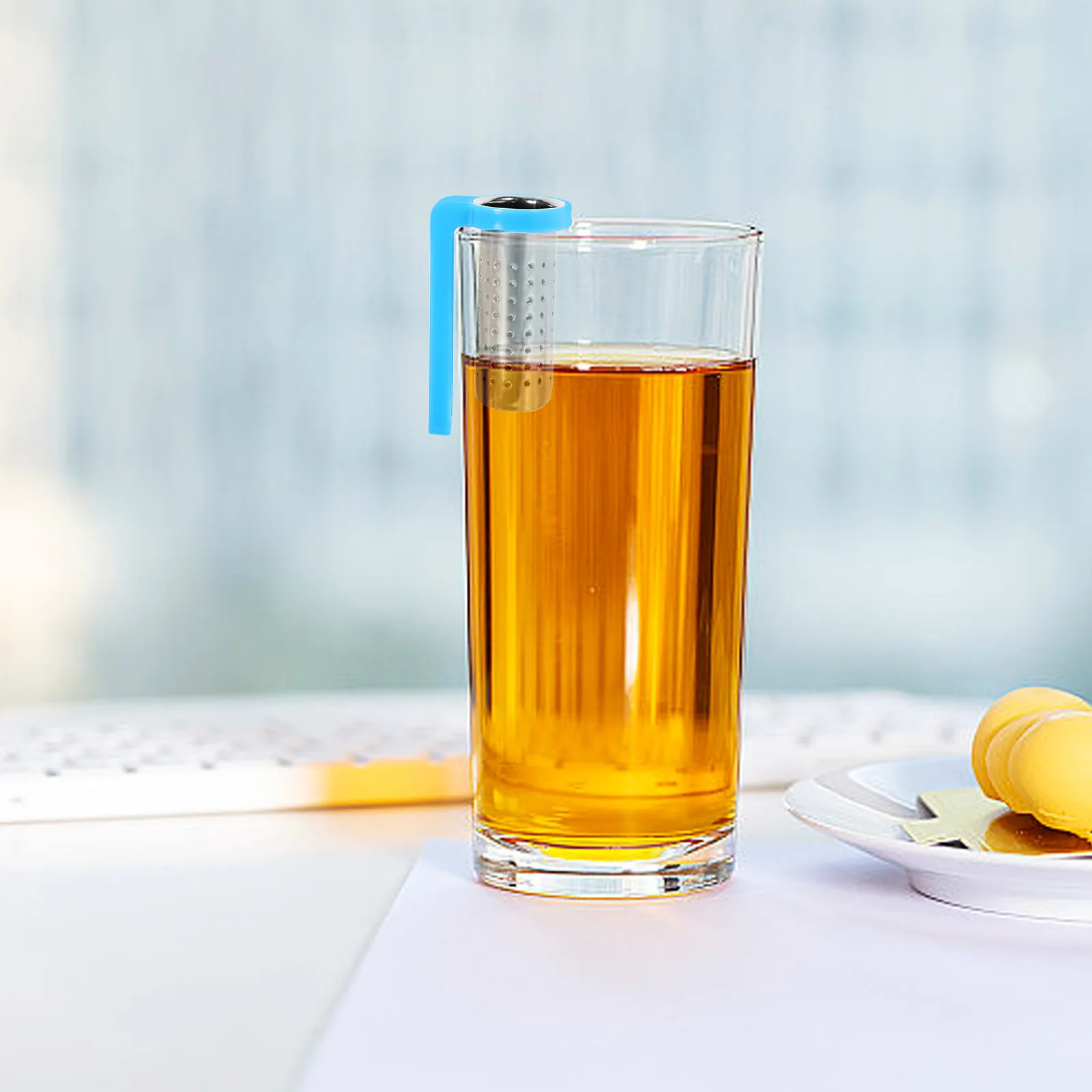 

Stainless Steel Tea Infuser Reusable Loose Leaf Mesh Filter Extended Hook Tea Strainer Easy Clean for Herbal Teas and Coffee