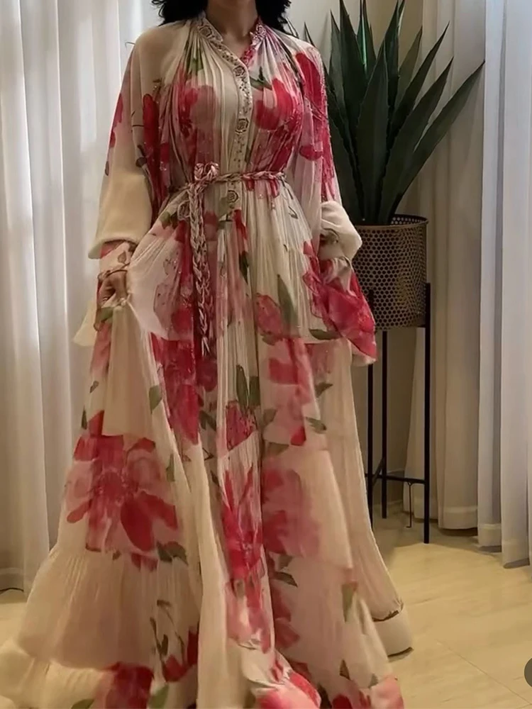 

Retro stand-up collar rhinestone long-sleeved printed dress 2025 autumn women's new lace-up waist swing holiday A-shaped dress