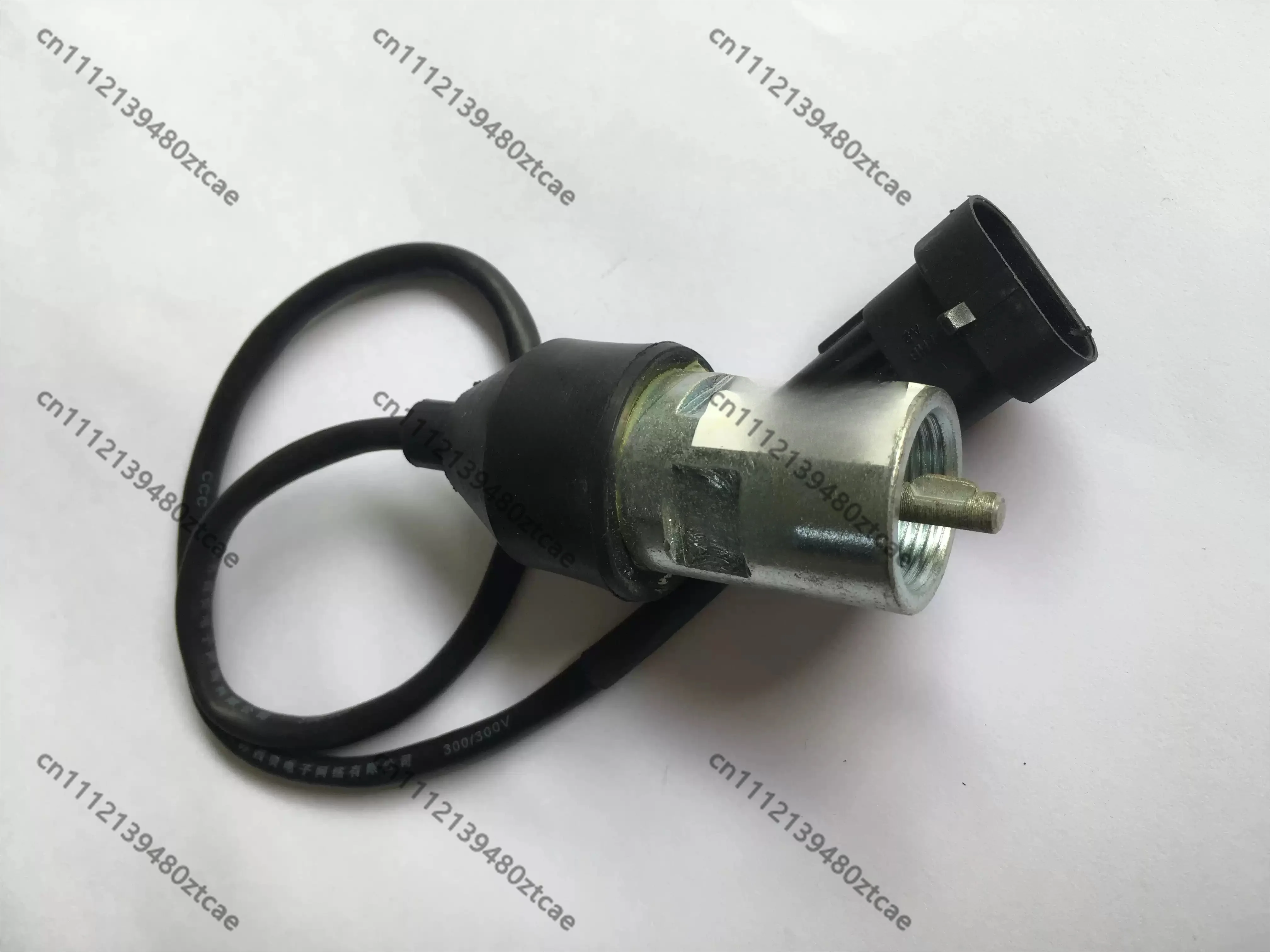 機械式走行距離計センサー-2極丸型伝動軸アクセサリー-中型大型観光バス用