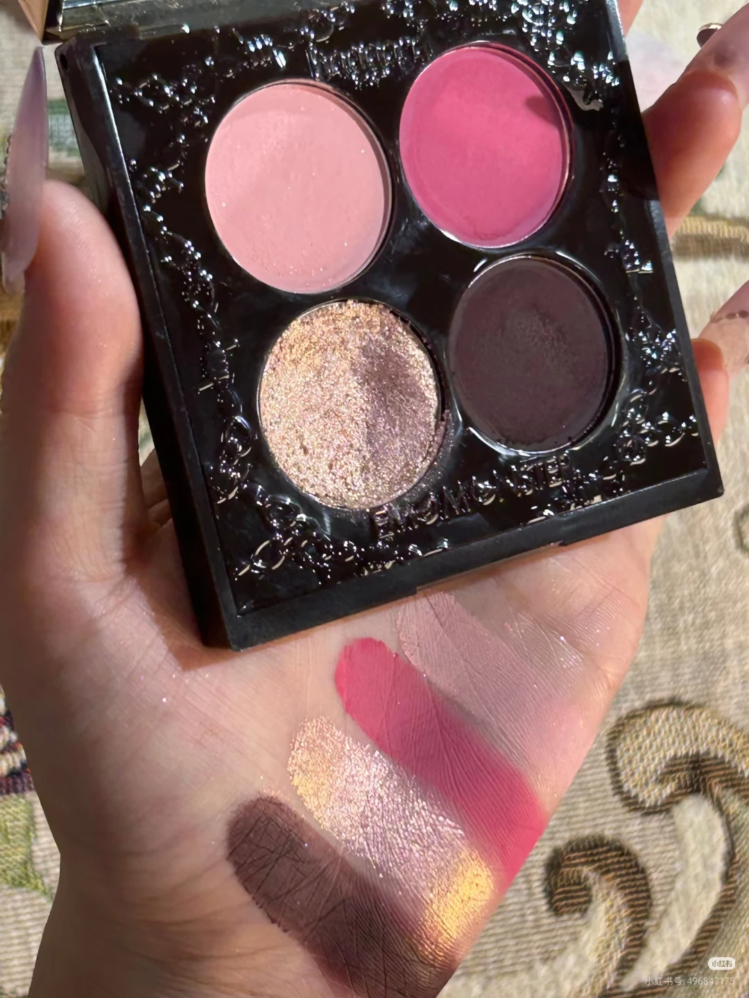 Haggard 4 Color Eyeshadow Matte Chameleon Pearl Shimmer Eye Shadow Palette