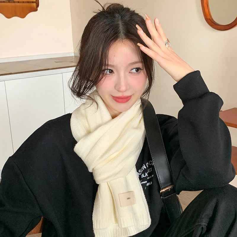 

-border Niche Шарф Женский2025Новый зимний теплый однотонный вязаный шарф Простой стиль для пар