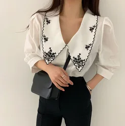 Korea camisas قمصان وبلوزات Elegant Embroidery Lace Women Blouse Vintage Flower Half Sleeve White Shirt Spring Autumn Women Top