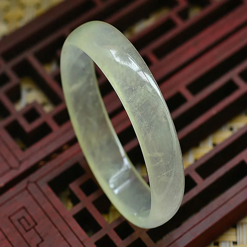 

Natural Burmese Jade Bracelet Ice L ight Green Through Oval Royal B0020