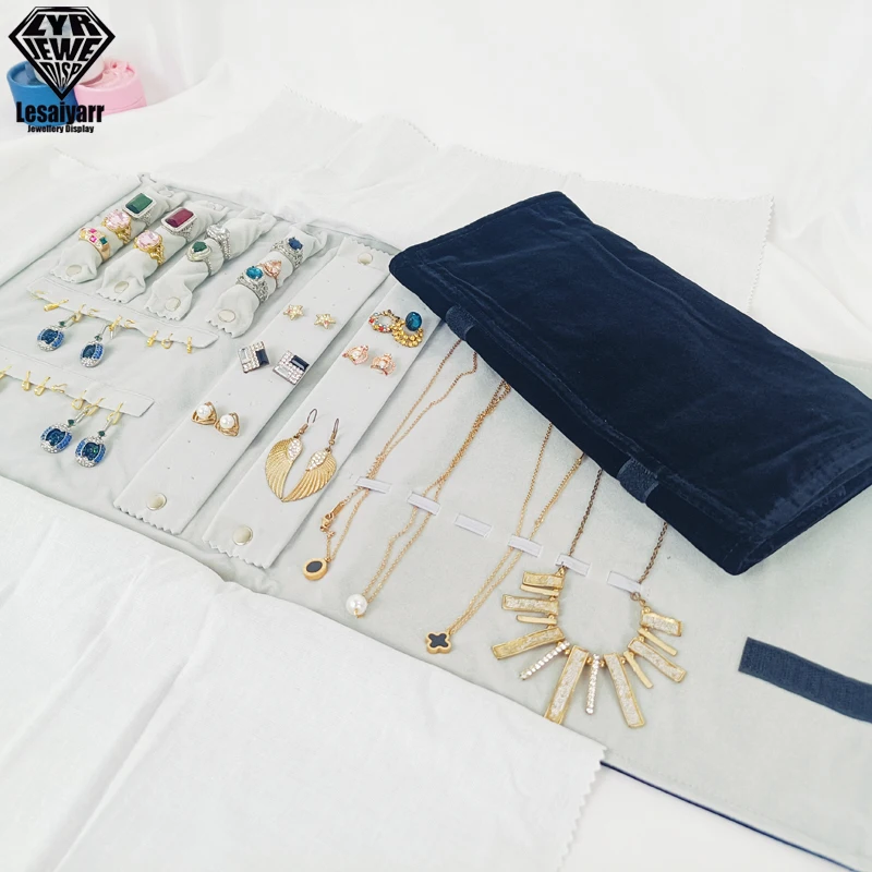 

Travel Jewelry Necklace Display Holder Storage Bag Portable Chain Jewelry Roll Up Carrying Bag Case for Bracelet Gift organizer