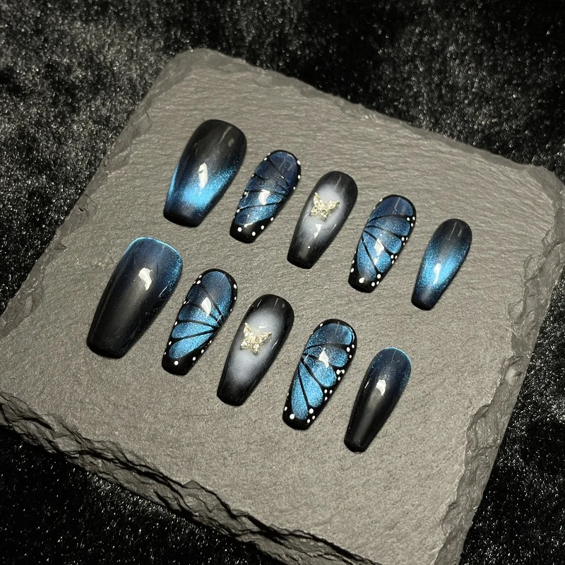 10 قطعة عين القطة الزرقاء الداكنة اليدوية اضغط على الأظافر كاذبة أسود أحمر الخدود الفرنسية الحلو كول فراشة أنماط نعش متوسط الأظافر وهمية