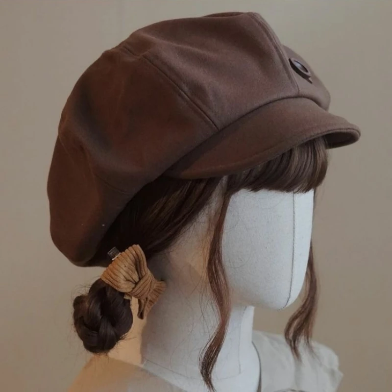 Koreanische und japanische handgefertigte Wolkenmütze & Baskenmütze, Herbst-Winter-Gesichtsformungsmütze in warmem braunem Mallard-Farbton, niedlicher Retro-Stil – Detail 5