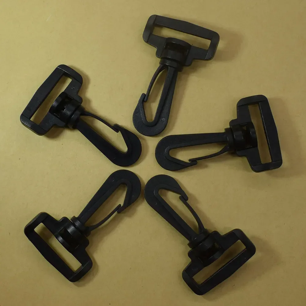 2PCS Plastic Hooks Buckles SIZE 20 /25/32/38/40 mm Wide Hooks Backpack Accessories Black Dog Buckle Lobster Clasp