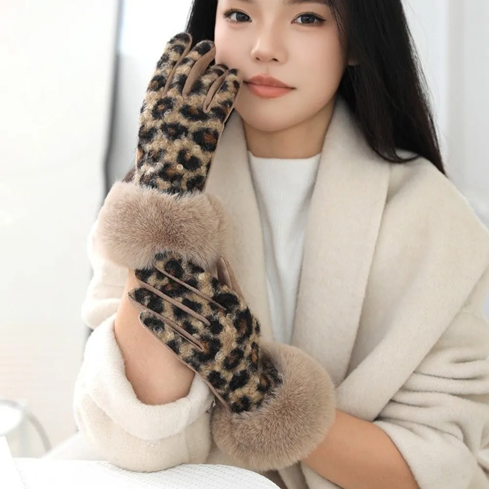 

Elegant Velvet Leopard Print Gloves Windproof Thick Winter Suede Gloves Korean Style Warm Women Gloves Winter