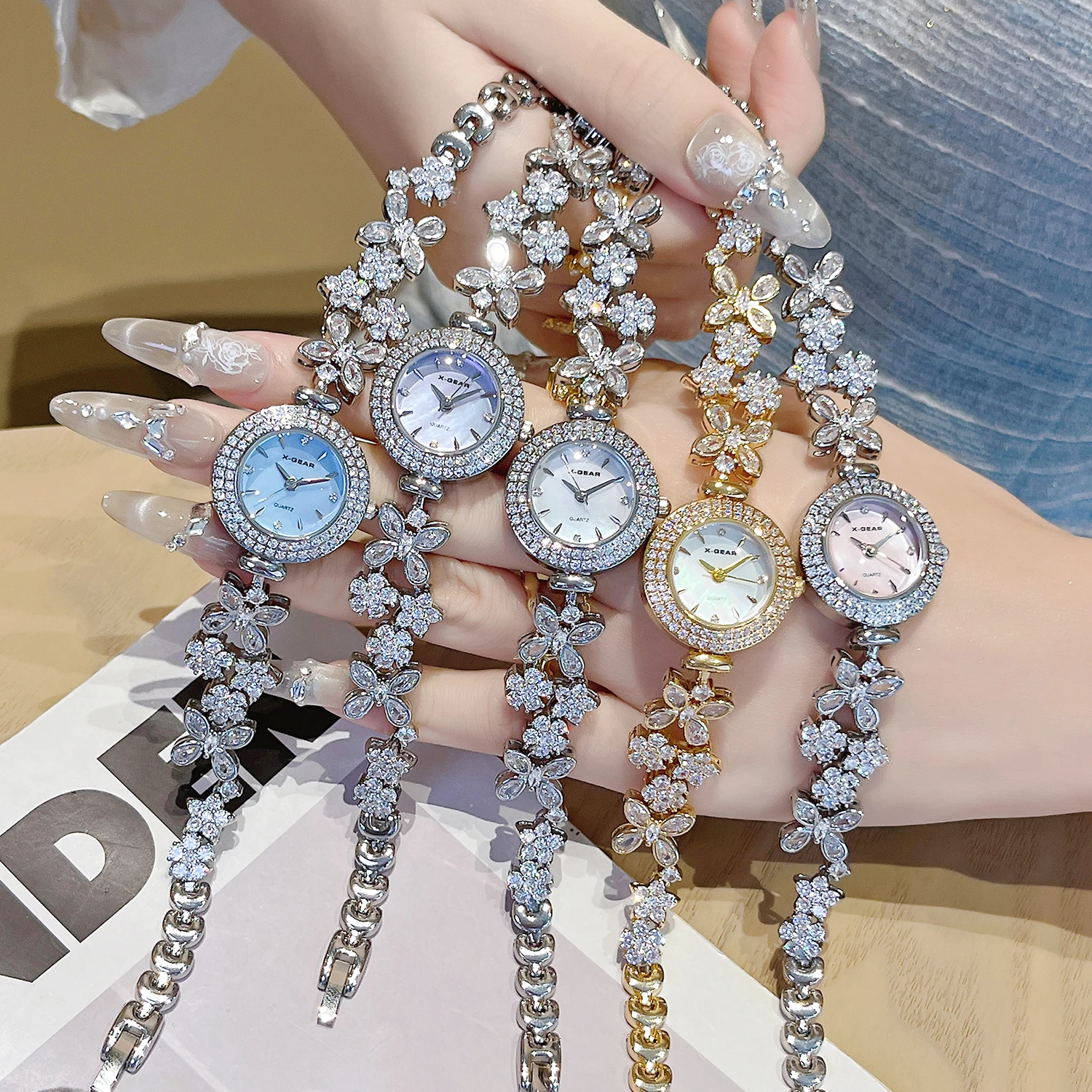Watch Woman Fashion Diamond Dial Watch Waterproof Quartz Wristwatch for Girls Perfect Gift