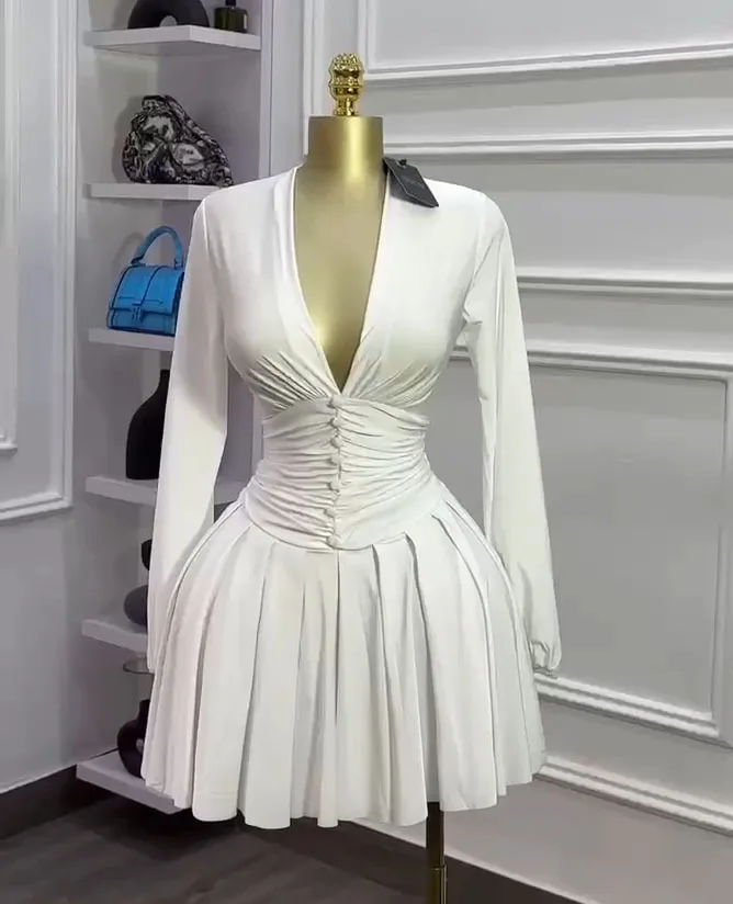 فستان نسائي قصير للحفلات 2025 ربيع/صيف أحدث تنورة قصيرة غير رسمية مثيرة يغرق وأكمام واسعة وزر يوميًا على شكل حرف A