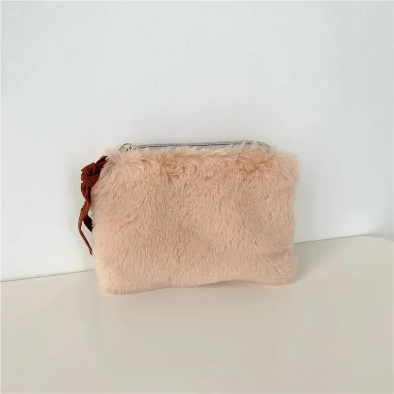 Borsa per il trucco in peluche Inverno Nuove donne Portafoglio quadrato piccolo Tinta unita Custodia carina Borsa per cosmetici con cerniera Mini portamonete per ragazze coreane