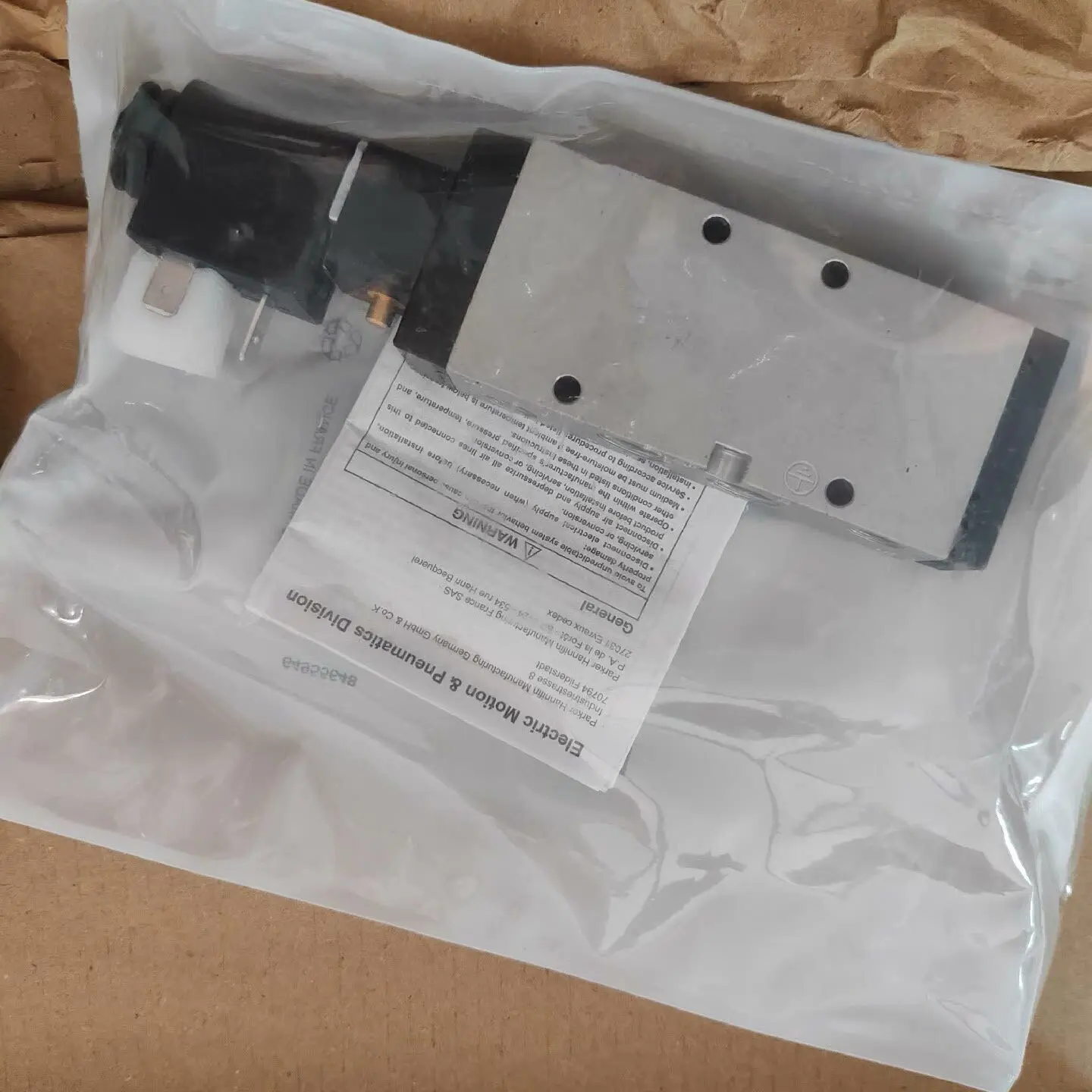 P2LBX512ESNDDB49 National Free Shipping Parker Pneumatic
