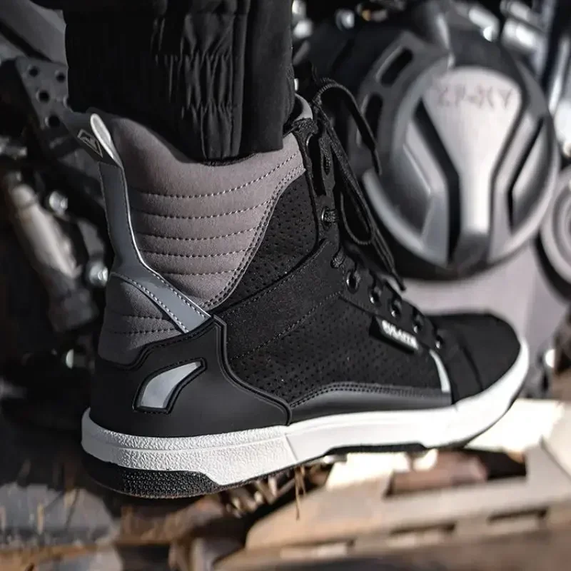 

SULAITE Four Season Motorcycle Boots Microfiber Motocross Shoes Anti-slip Biker Boots Causal Motorboats Motorcycle Sneakers