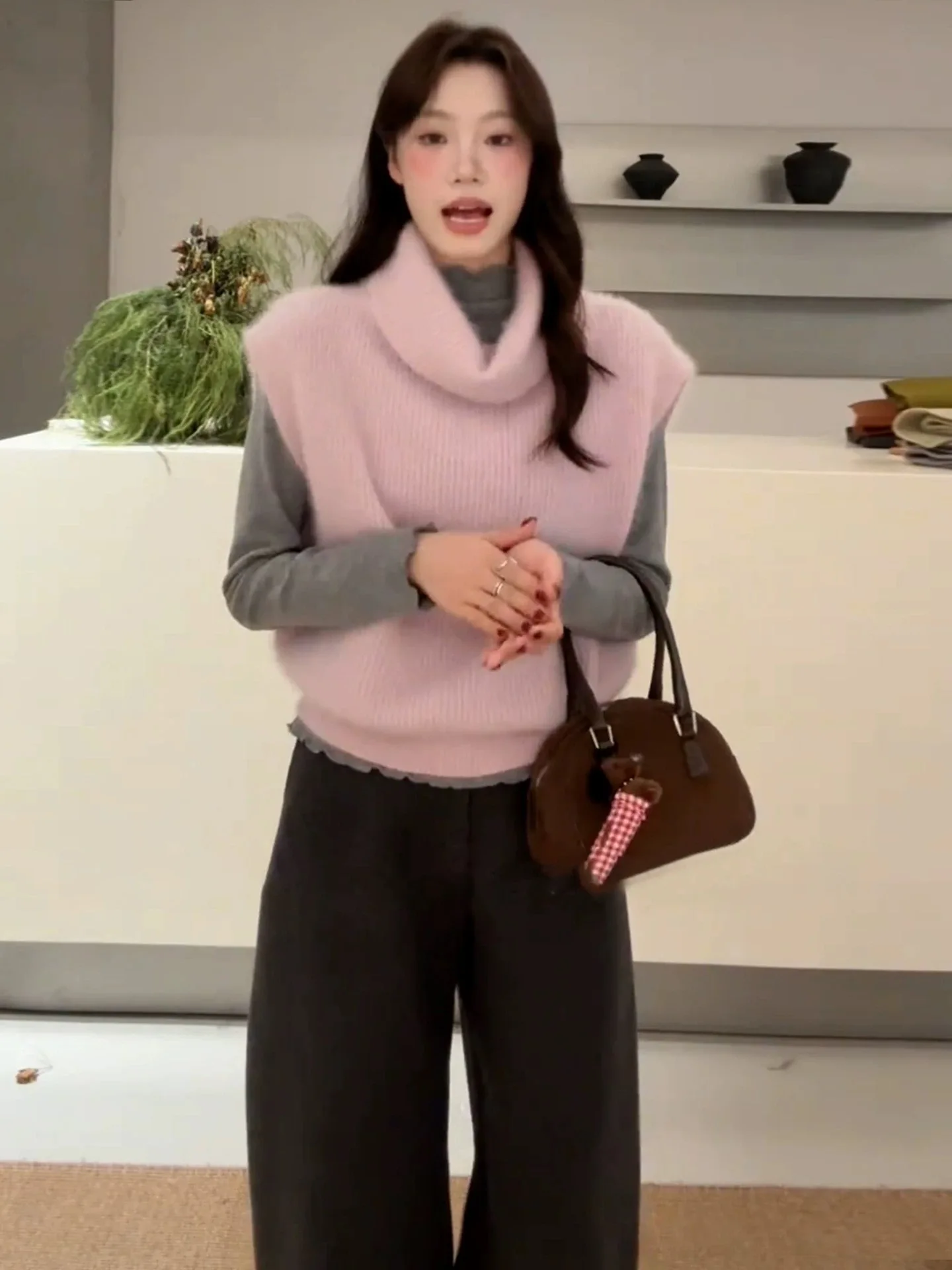 

Sli Layerable Knitted Vest High Collar Pink Oversize Sweater Trendy Commute Wind Korean Version Ladies Faion Autumn Winter