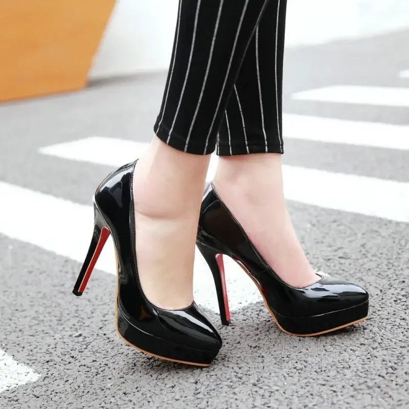

Patent PU Leather Mature Sexy Platform Pointed Toe 12cm Thin High Heels Lady Office Pumps Oversized 46 47 48 Stilettos Shoes