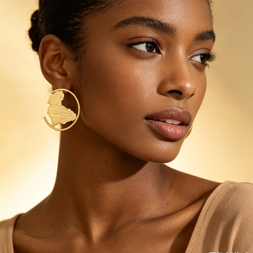 18K vergoldetes, gebürstetes Afrika-Karten-Design, offene Kreis-Ohrringe & Ring-Set für Damen, luxuriöse Hochzeits- und Party-Accessoires, Geschenk – Detail 3