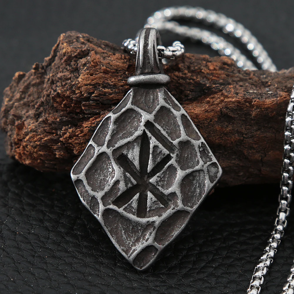 

Vintage Viking Compass Pendant Men's Chain Nordic Ancient Viking Stainless Steel Biker Amulet Necklace Pendant Jewelry Gift