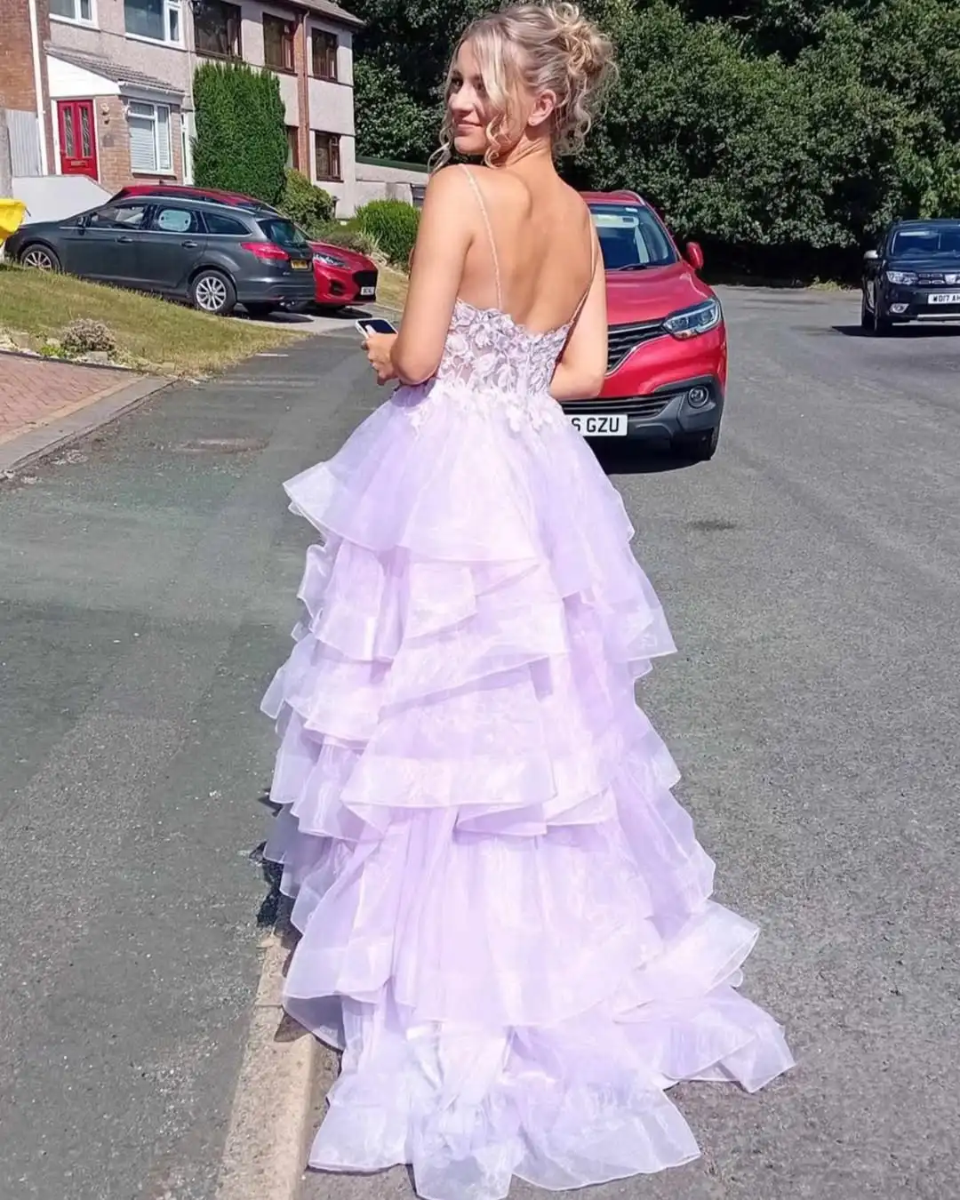 Customized Lilac Tiered Prom Dress 2026 Spaghetti Strap Ruffles Graduation Party Gown Lace Appliques Layered Birthday Dresses