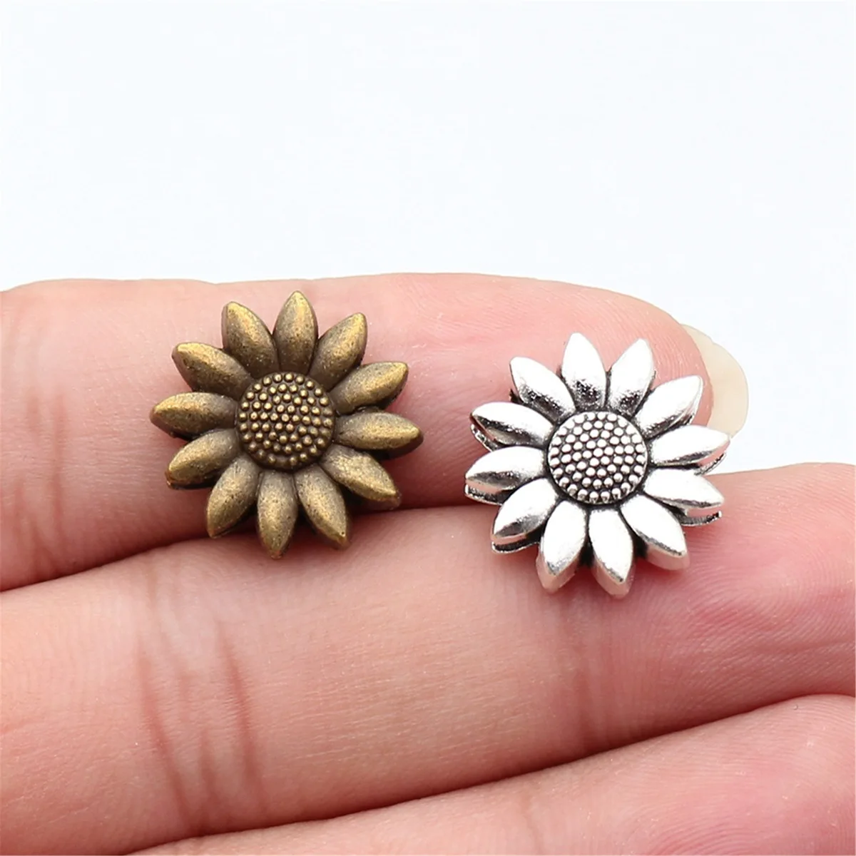 WYSIWYG 10pcs 19x19x5mm Antique Bronze Color Sunflower Wear Bracelet Beads Handmade Jewelry Findings For DIY Jewelry Making