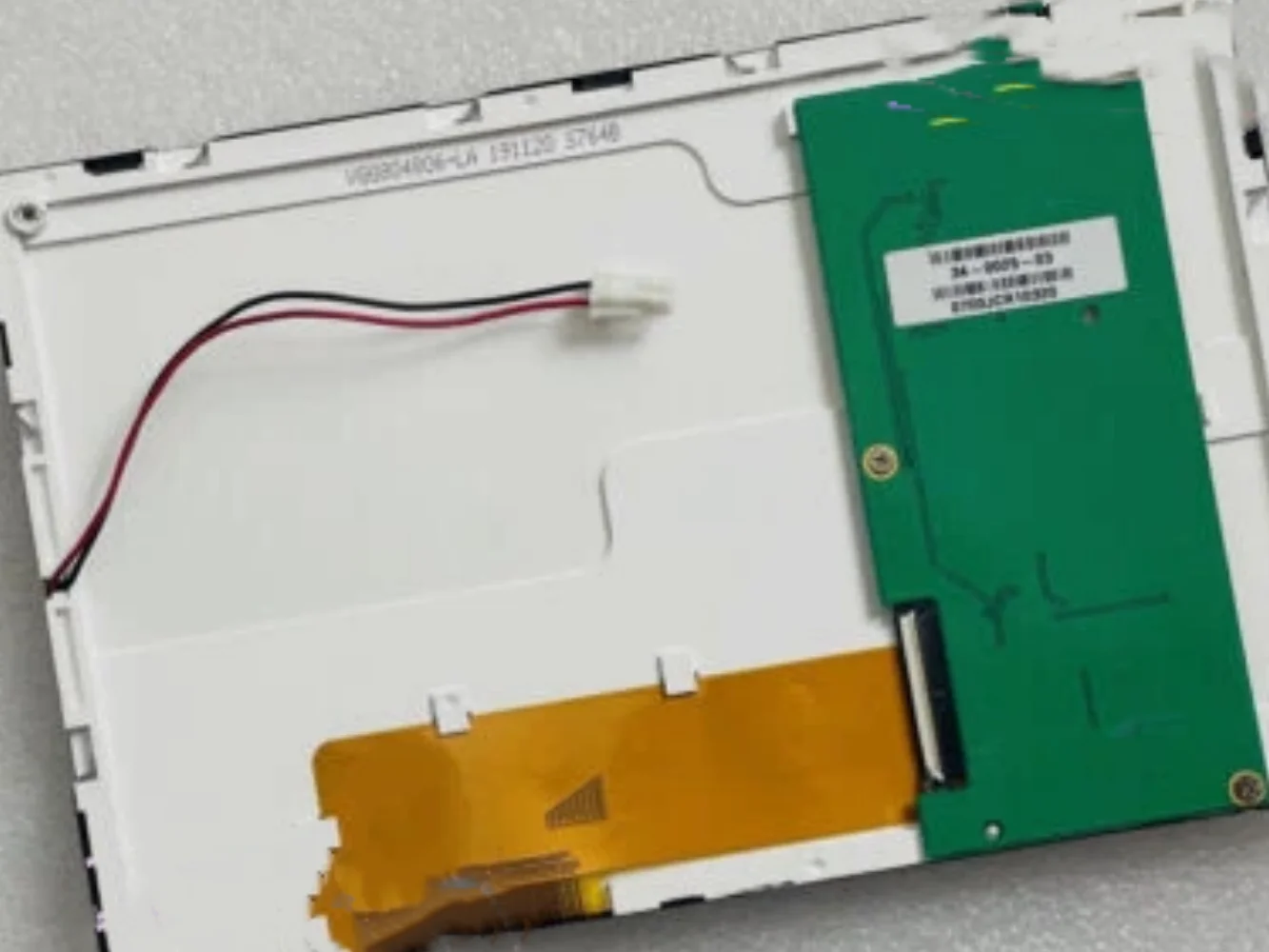 

VGG804806-6UFLWE VGG8048A1-6UFLWA VGG804806-LA ЖК-экран